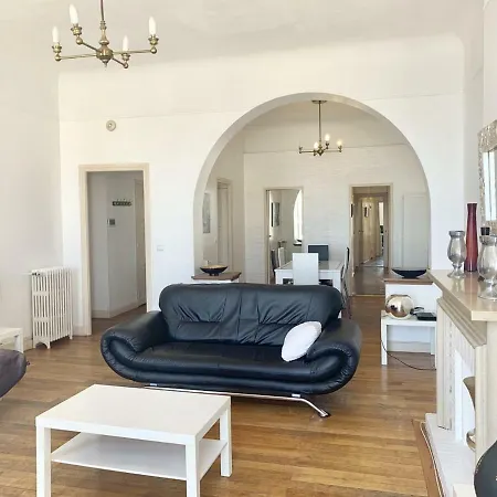 Apartment Luxury In