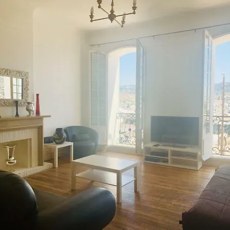 Luxury In Apartment *